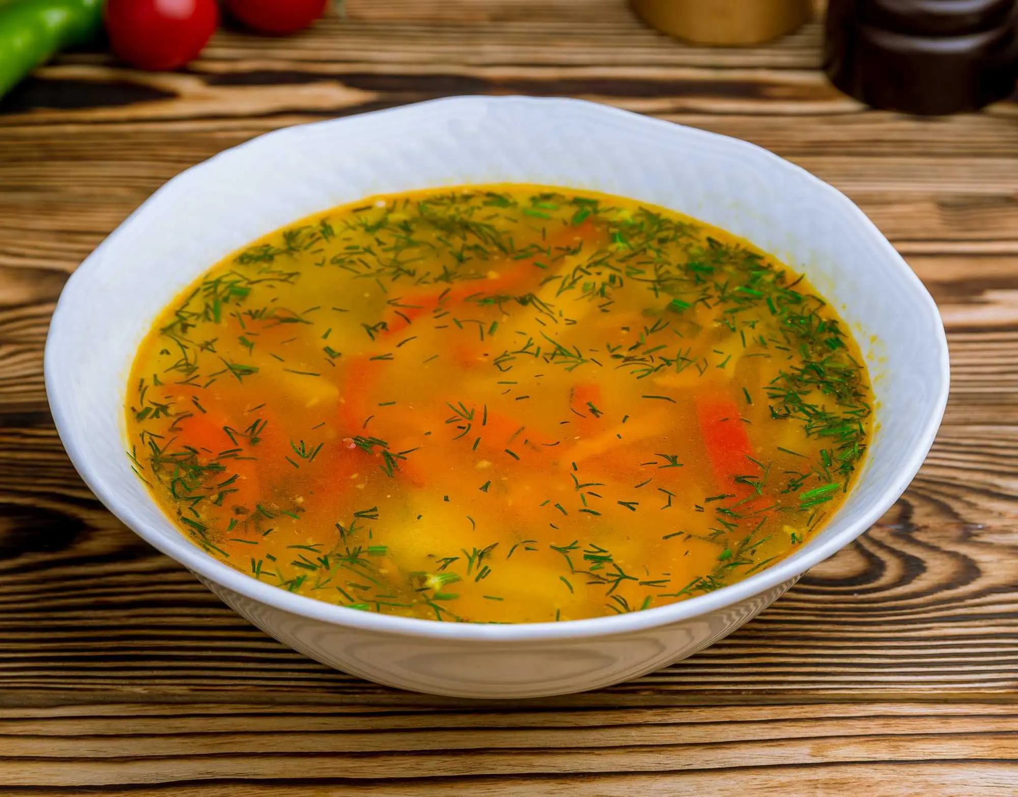 Суп с курицей и овощами. Хинкальный суп.